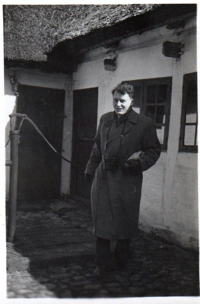 Man at House Life in Denmark 1900 - 1950s Rare Vintage Photo Small Size 9x6cm