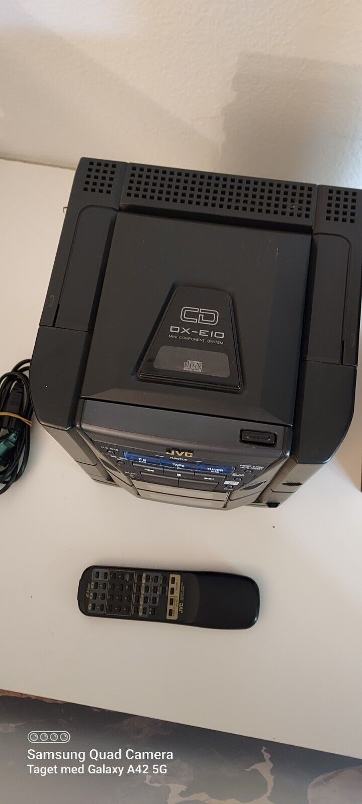 JVC DX-E10 CD/TUNER/CASSETTE HIFI STEREO AUDIO SYSTEM