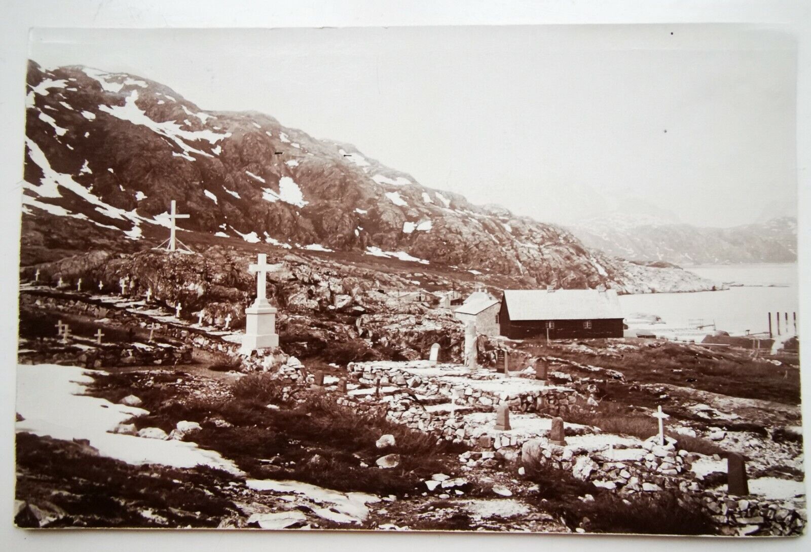 Vintage postcard: Presumably view from Ivigtut on Greenland in 1925  pok1284