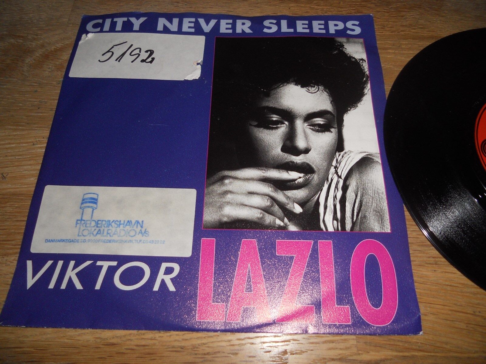 VIKTOR LAZLO "CITY NEVER SLEEPS/WISH YOU WERE HERE" 1989 POLYDOR RECORDS GERMANY