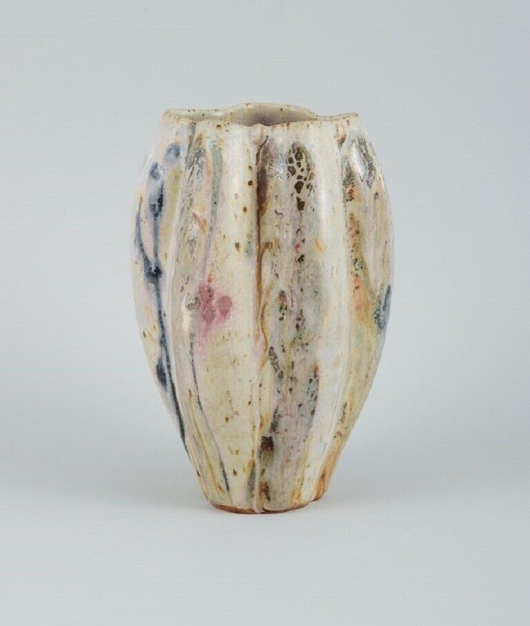 Asian ceramic vase Hand-painted with classic floral motif