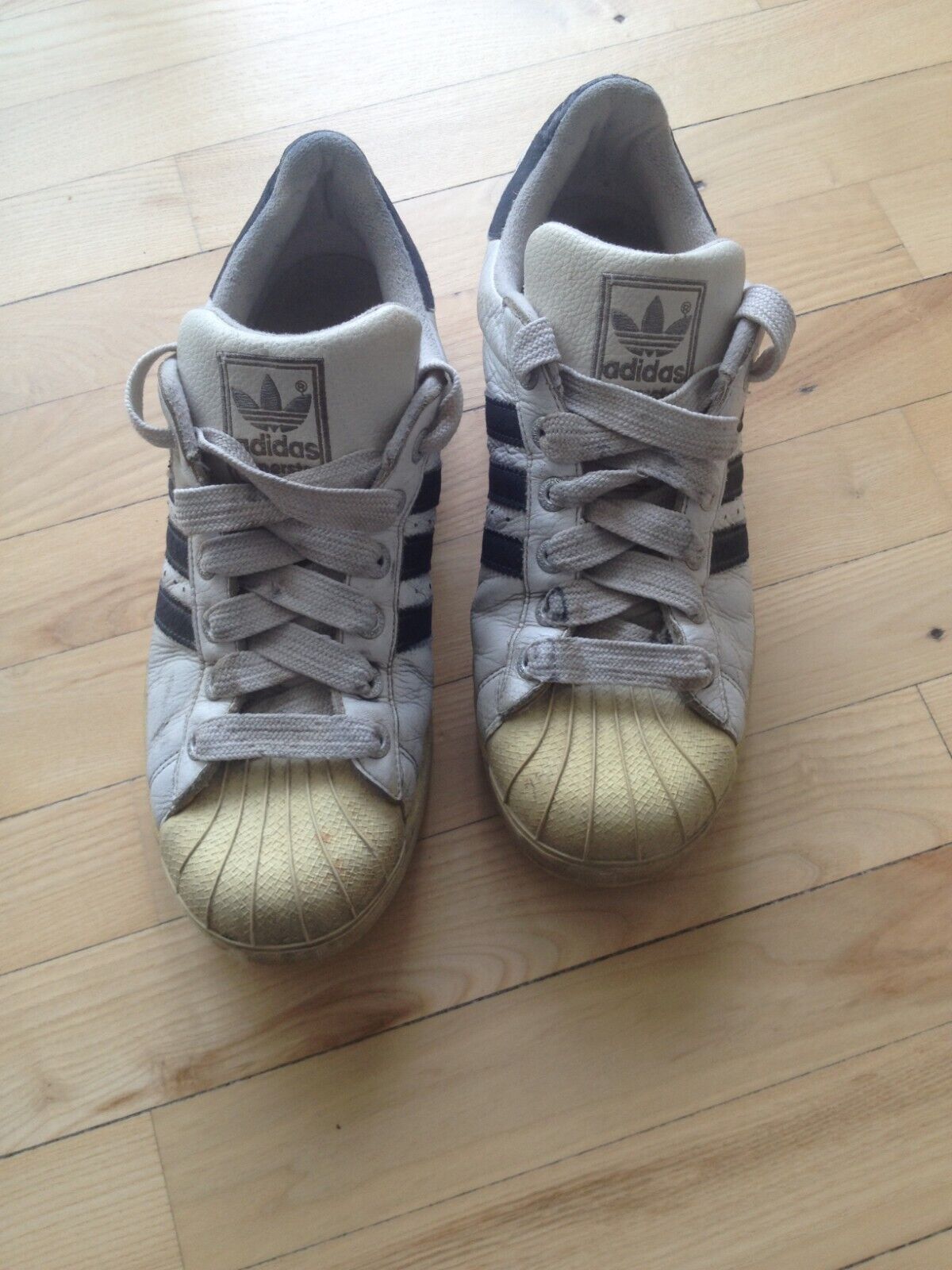 Adidas superstars vintage from 2002 US 10