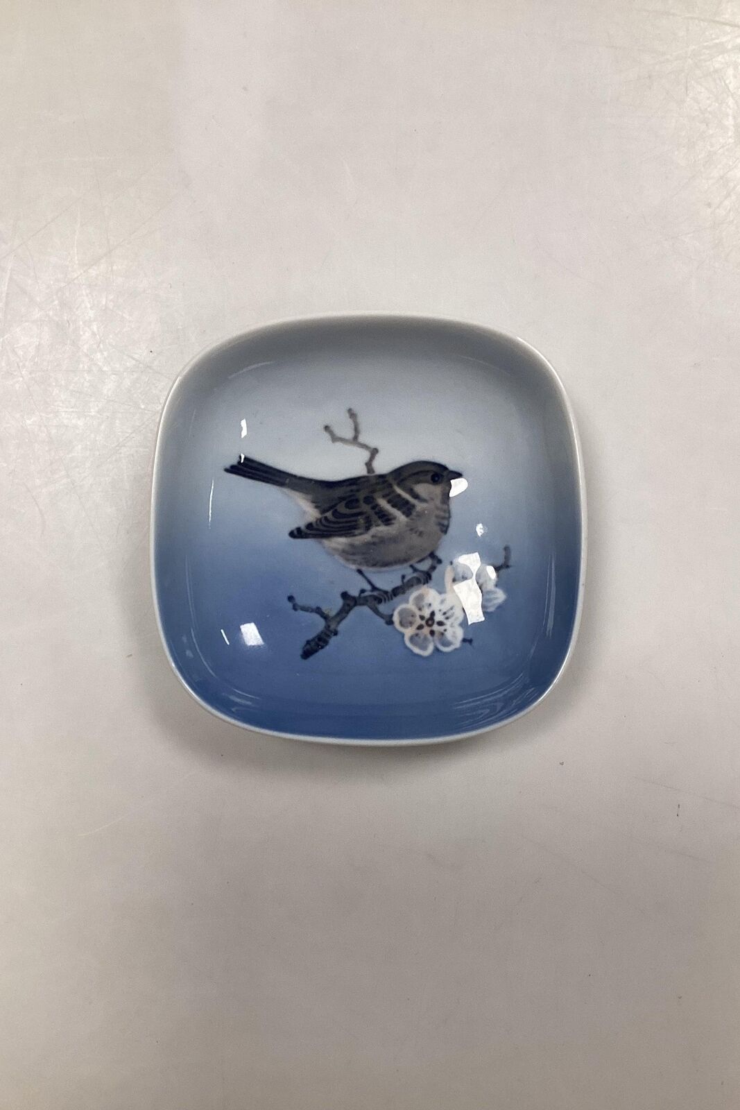 Royal Copenhagen Platter / Bowl with Bird No 4857