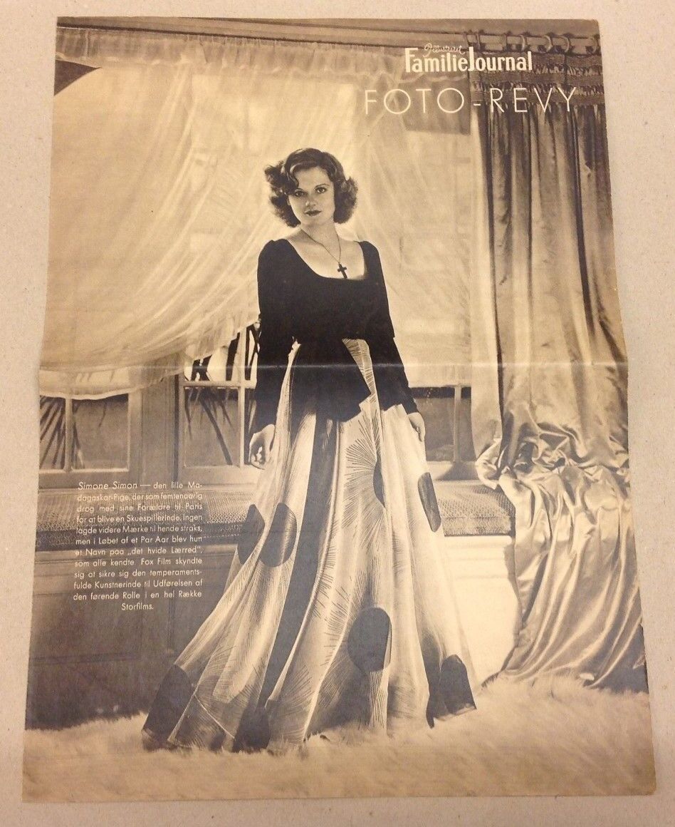 Simone Simon Actress Portrait Front Cover Vintage 1930s Danish Magazine Pages