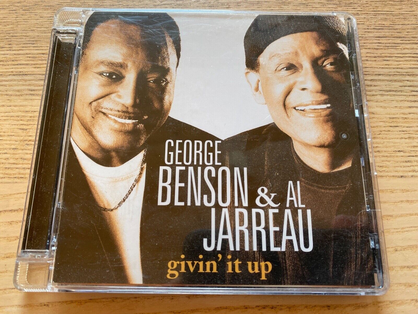 GEORGE BENSON  AL JARREAU "GIVIN´ IT UP" 2006 CD ALBUM CONCORD MUSIC 13 TRACKS