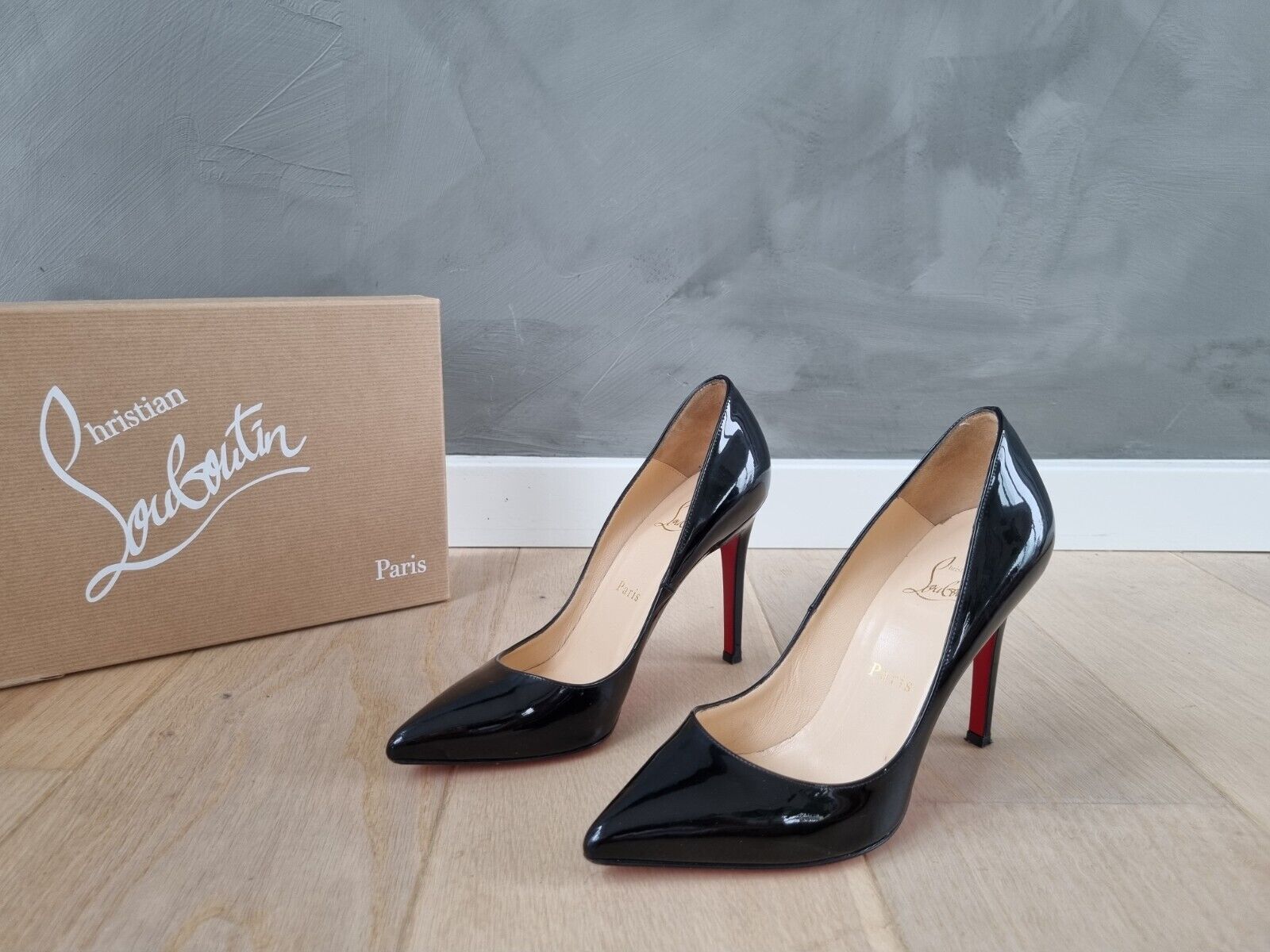 **Christian Louboutin** Black Pigalle 100 Patent Leather Pumps Heels Size 37