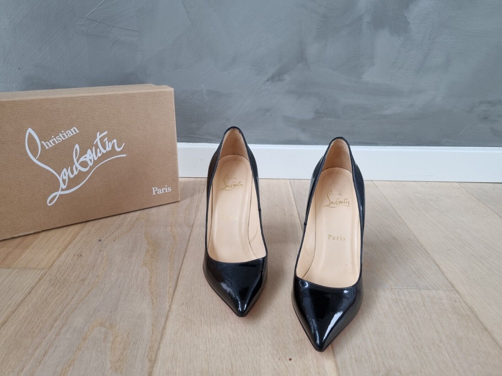 **Christian Louboutin** Black Pigalle 100 Patent Leather Pumps Heels Size 37