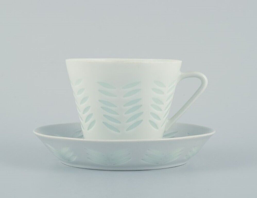 Friedl Holzer-Kjellberg for Arabia  Four pairs of coffee cups and saucers