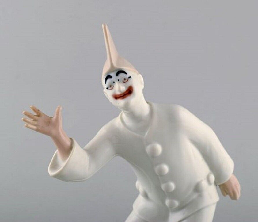 Bing  Grondahl porcelain figurine Pierrot Model Number: 2353