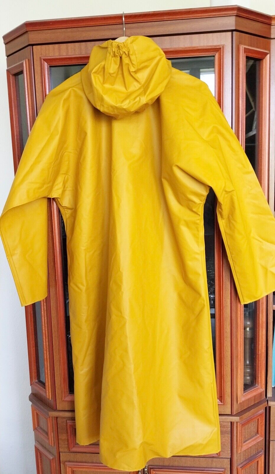 Yellow PVC rubber coat raincoat Geu cotton rain jacket rubber Friesian mink