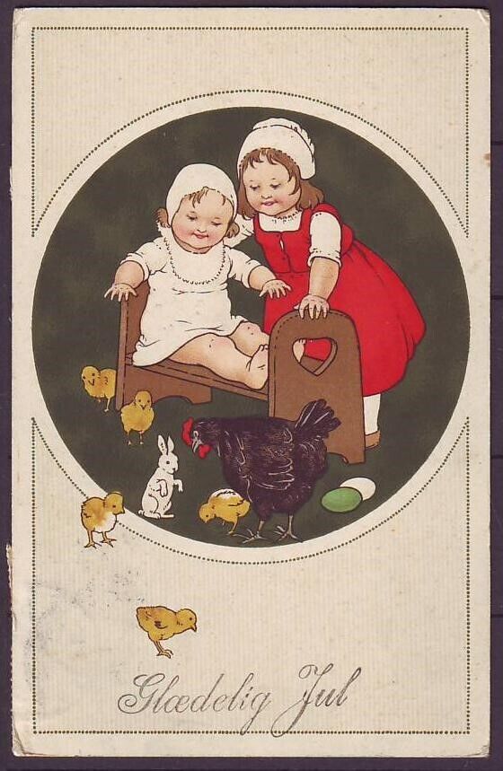 g1830/ Denmark Christmas Postcard 1923 # Two Girls play with Poultry Hen Chicken