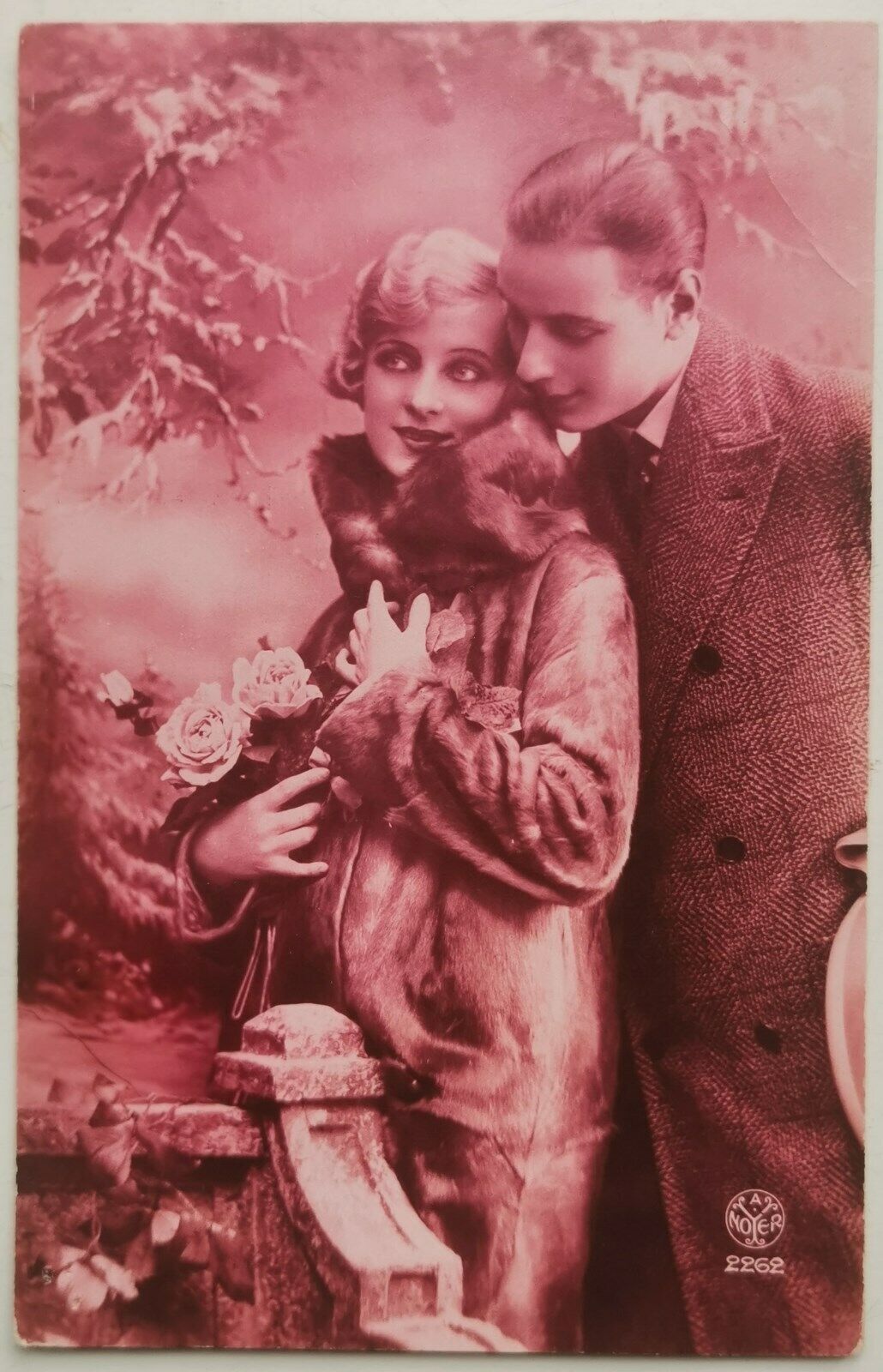 Vtg "pink light" A Noyer romantic postcard:  Young couple in love  pok1014