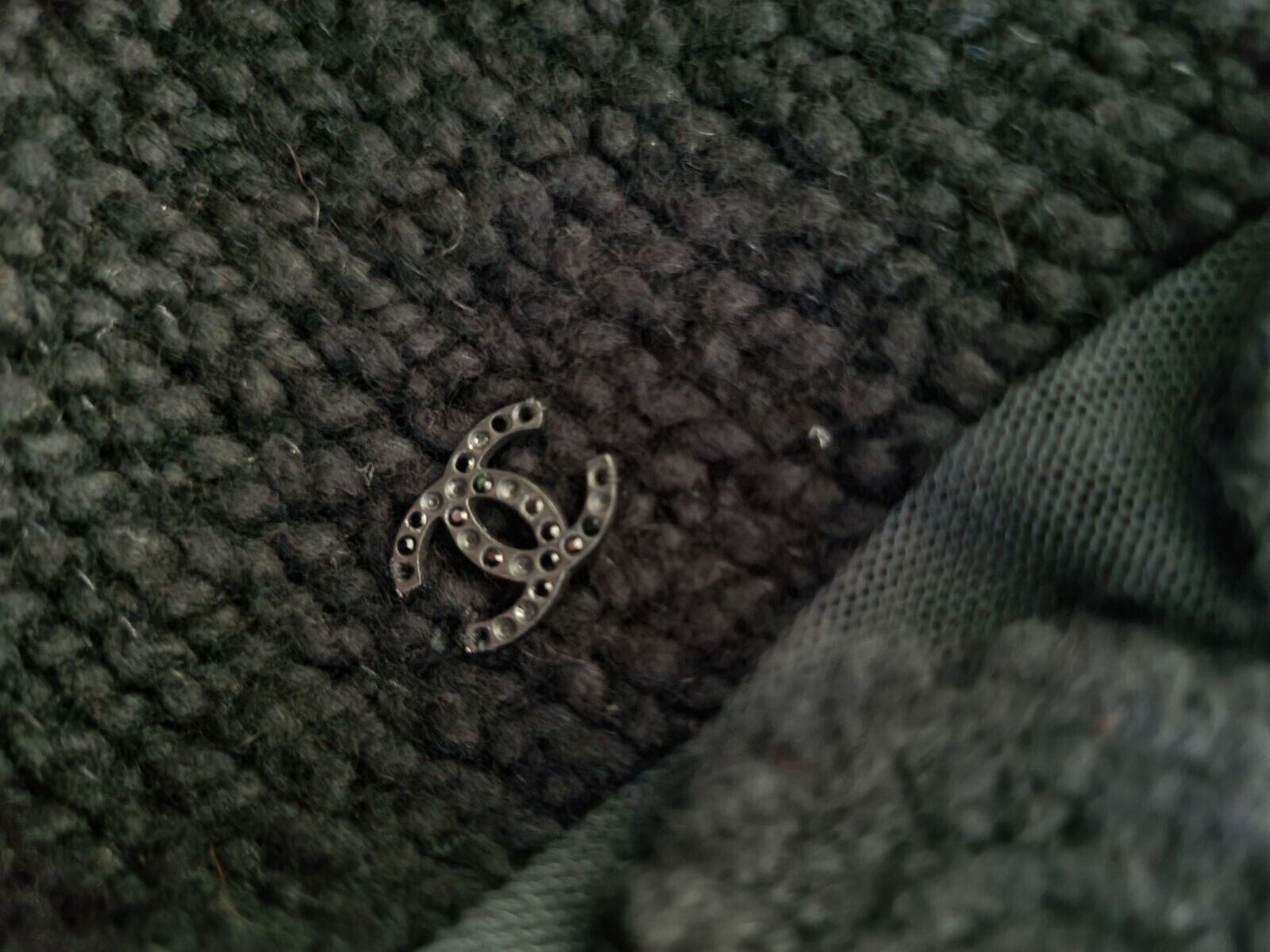 **CHANEL** Black Cashmere Knit Cardigan FR40 DE38