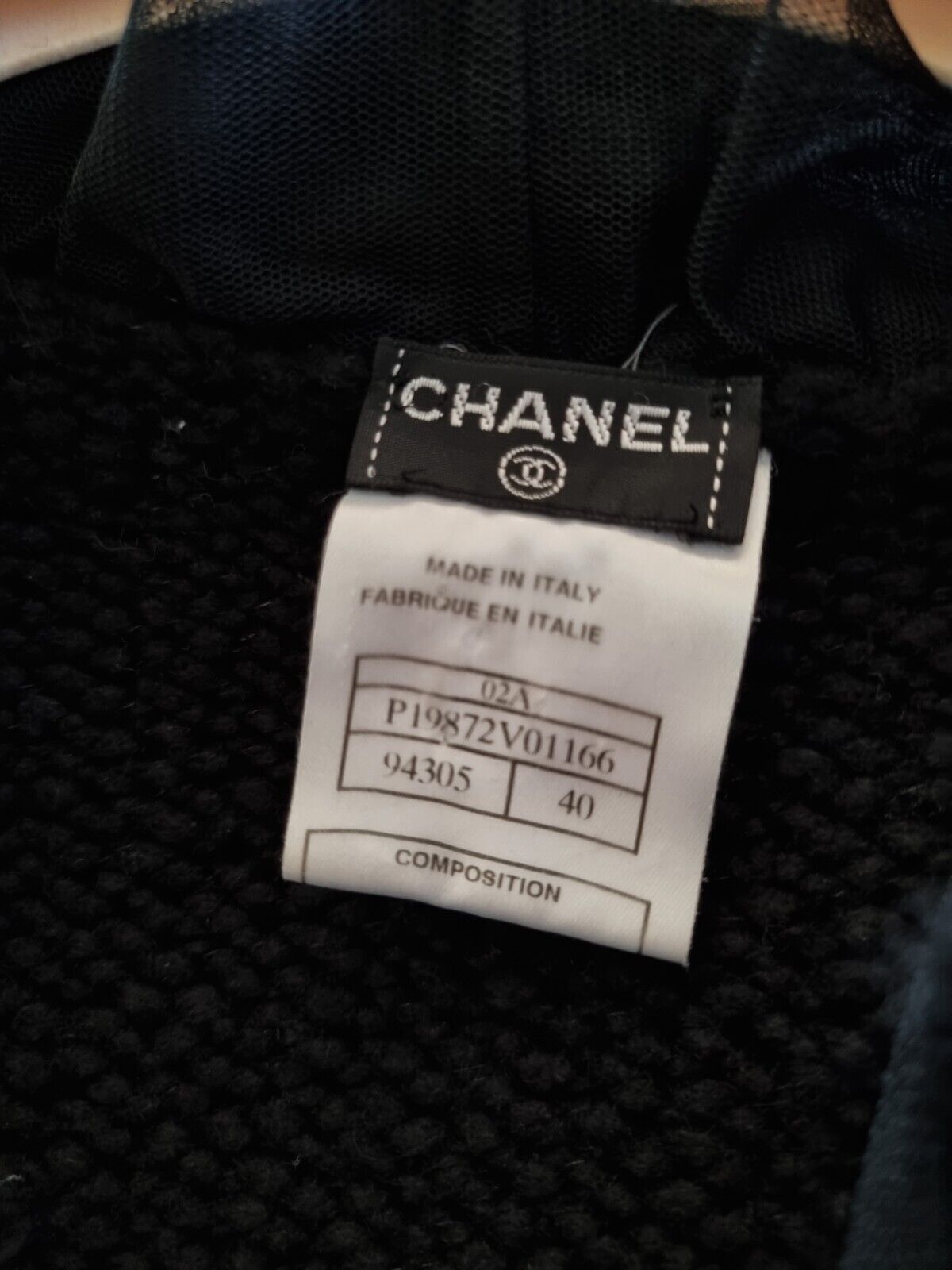 **CHANEL** Black Cashmere Knit Cardigan FR40 DE38