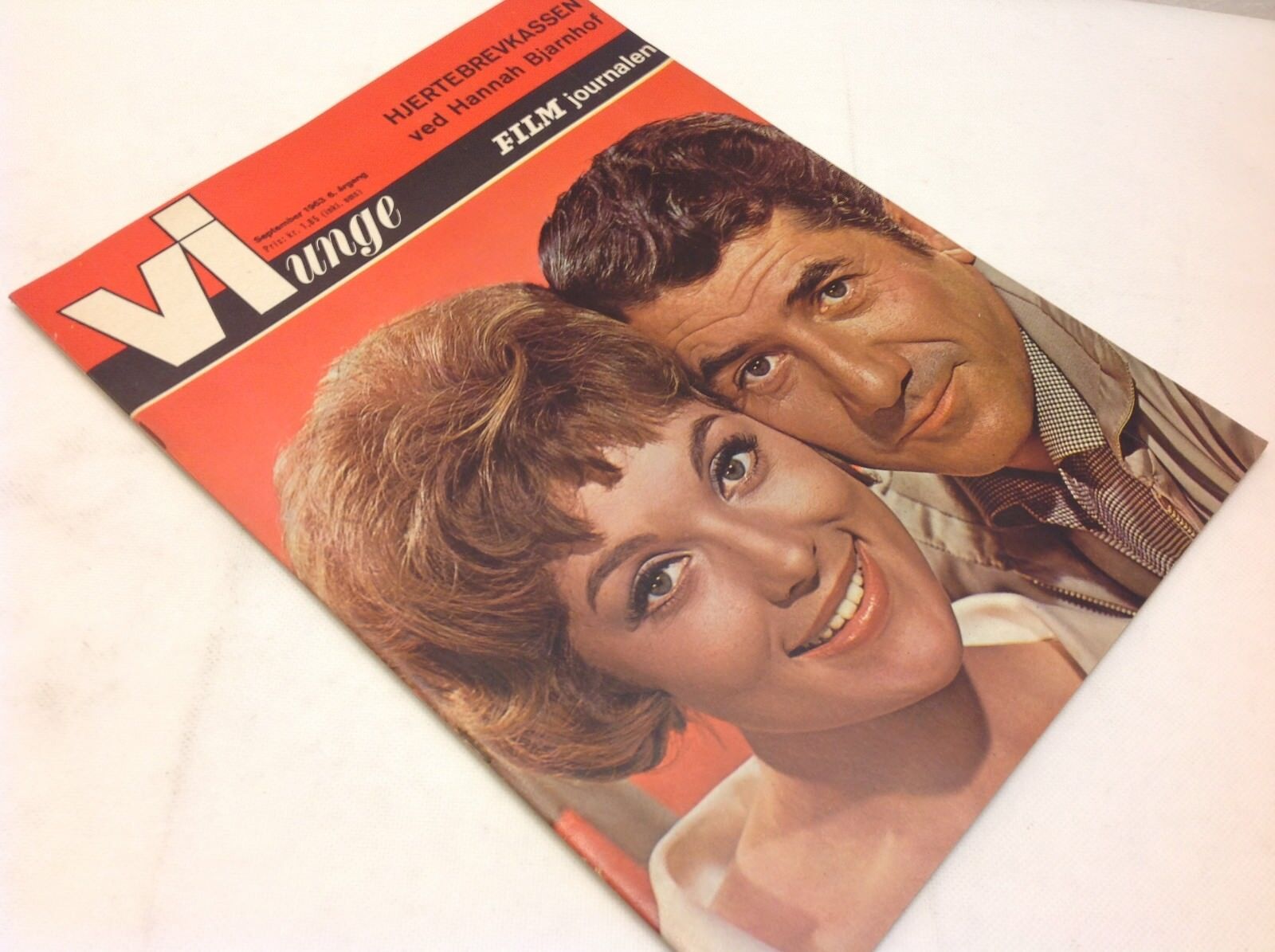 Daniel Gelin Front Cover Vintage 1963 Danish Magazine "Vi Unge/Film-Journalen"