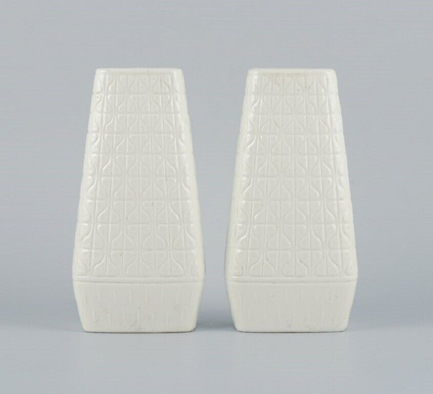 Gunnar Nylund for Rörstrand a pair of "Domino" ceramic vases in white glaze