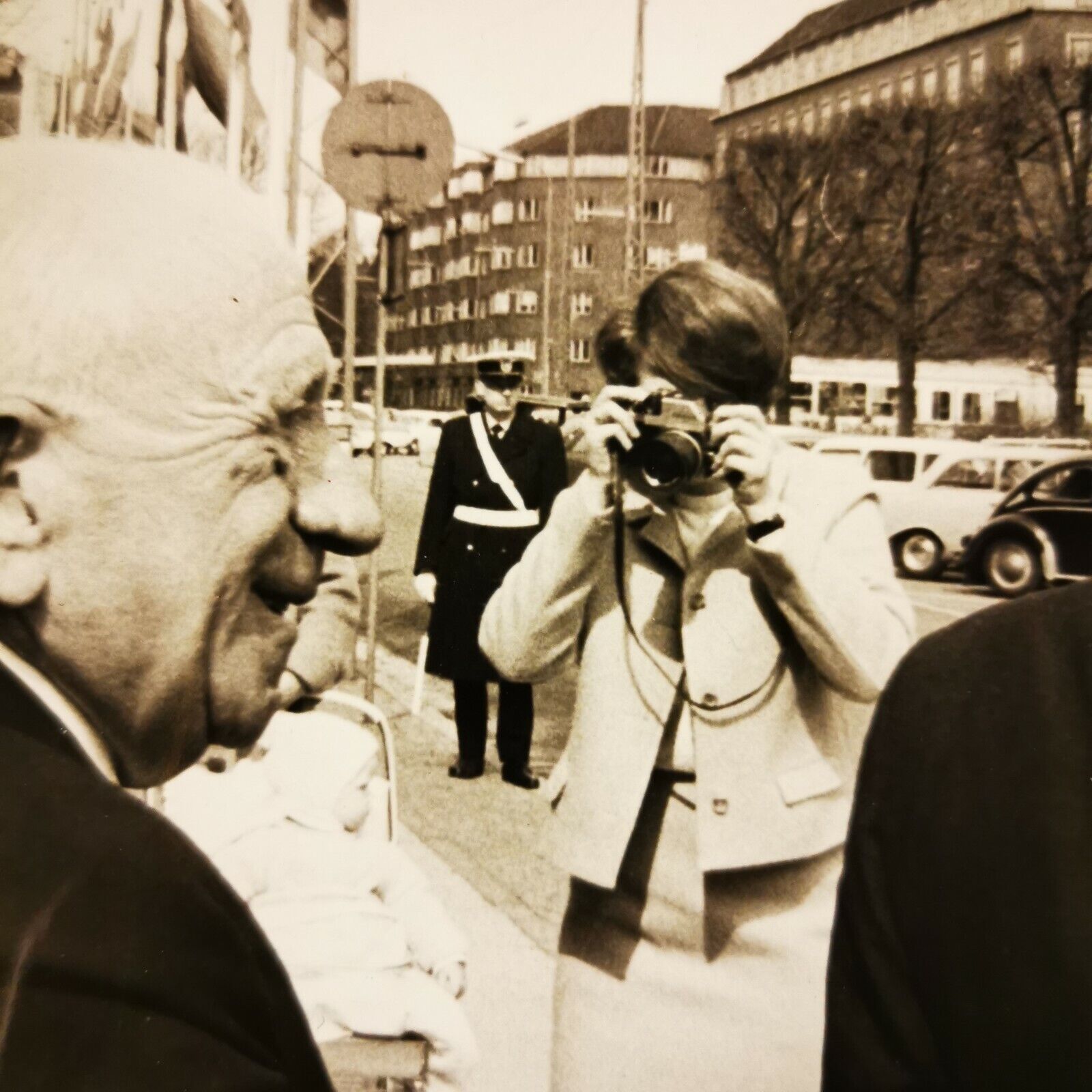 Vtg photo: Queen Ingrid of Denmark is photographed during a visit   Fy010