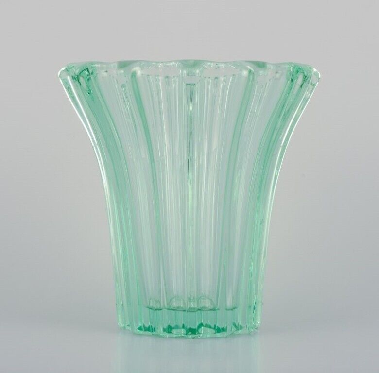 Pierre Gire (1901-1984) aka Pierre d'Avesn  Art Deco vase in green art glass