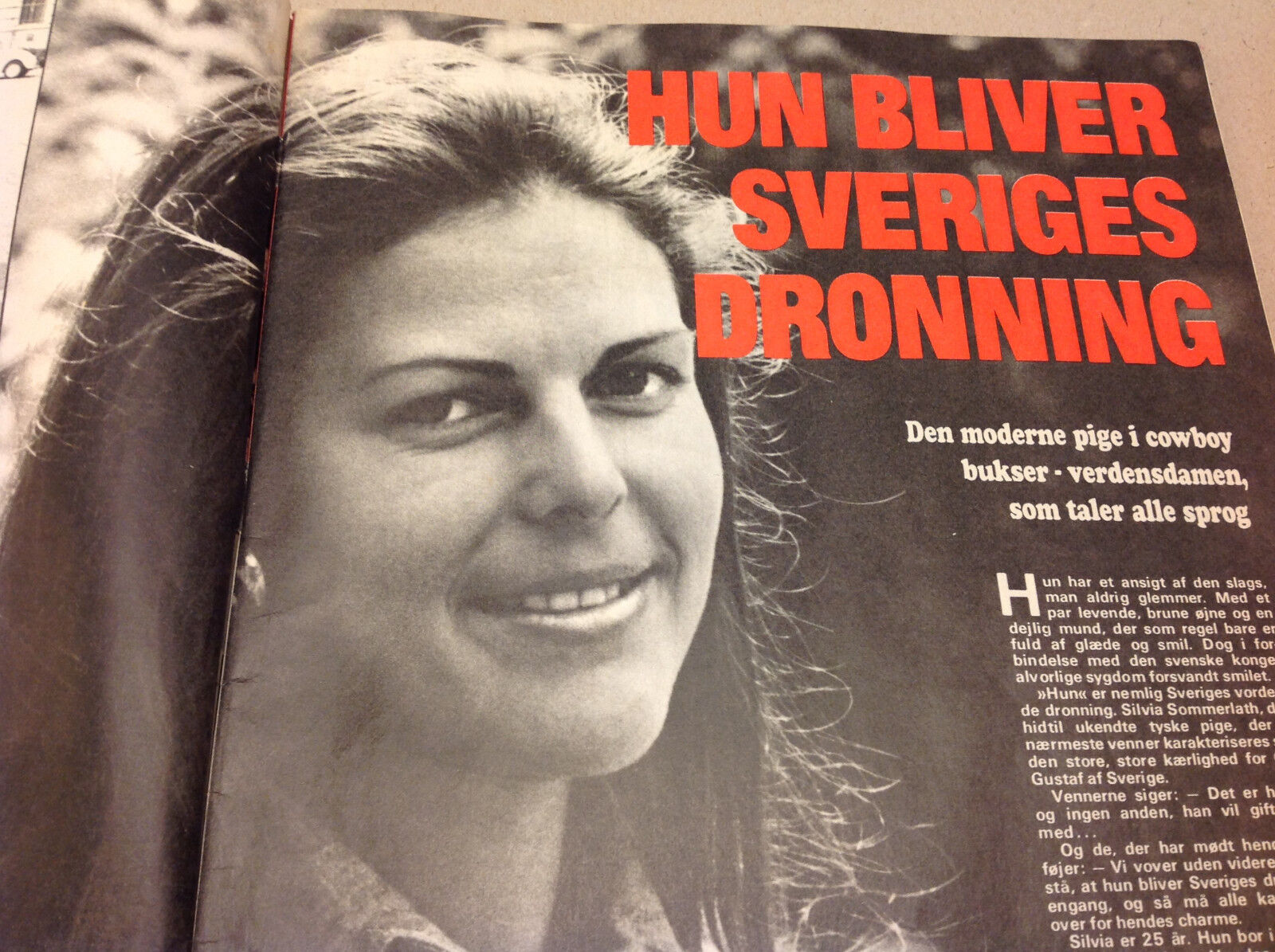 SWEDISH QUEEN SILVIA AS YOUNG FRONT COVER VINTAGE +BRECK ON Danish Magazine 1973