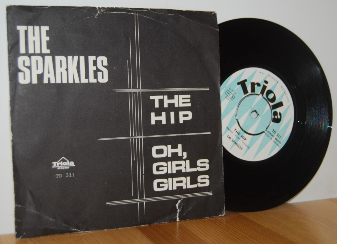 The SPARKLES The Hip RARE GARAGE 7'' vinyl Danish PS