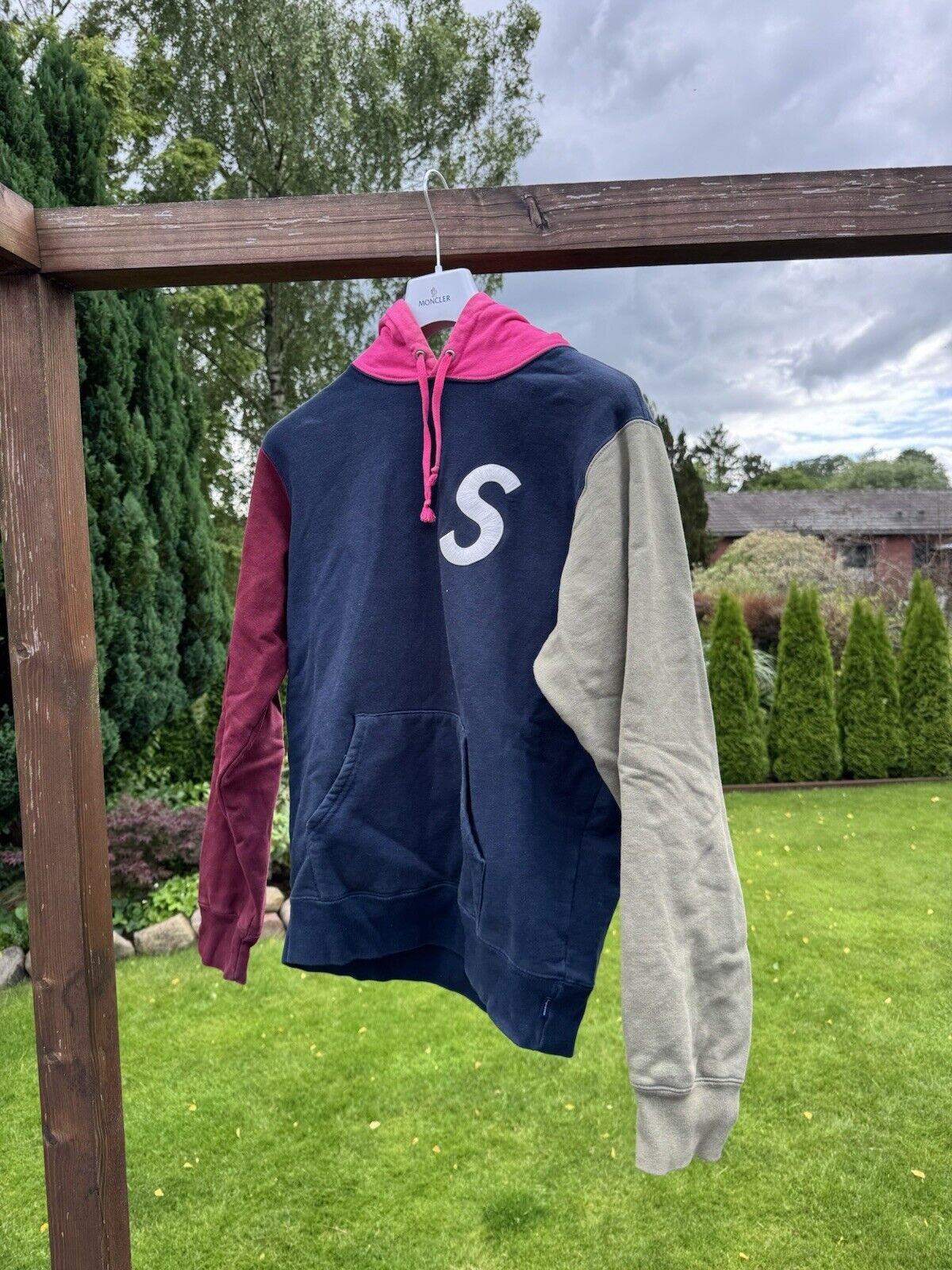 Suprême S Logo Hoodie