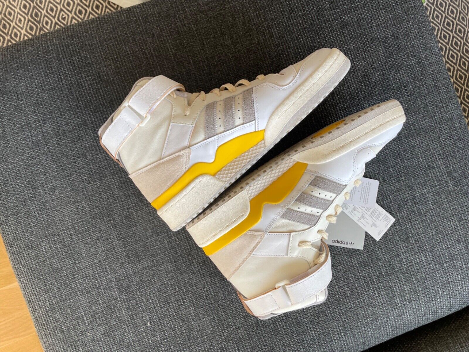 adidas forum 84 hi Grey/yellow