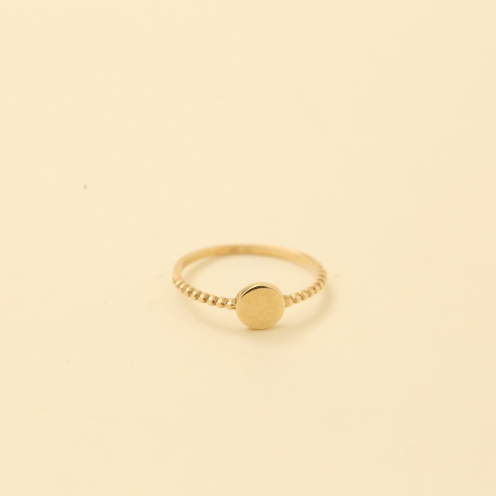 Ring in 8K Gold size 7¼ | Vintage Solid Gold | Quality Fine Jewelry