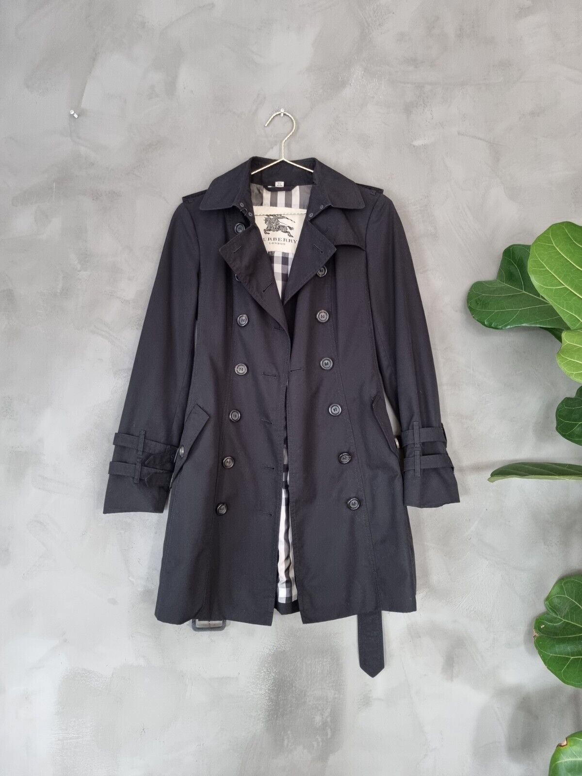 **Burberry** Black Heritage Short Trench Coat IT36 XS