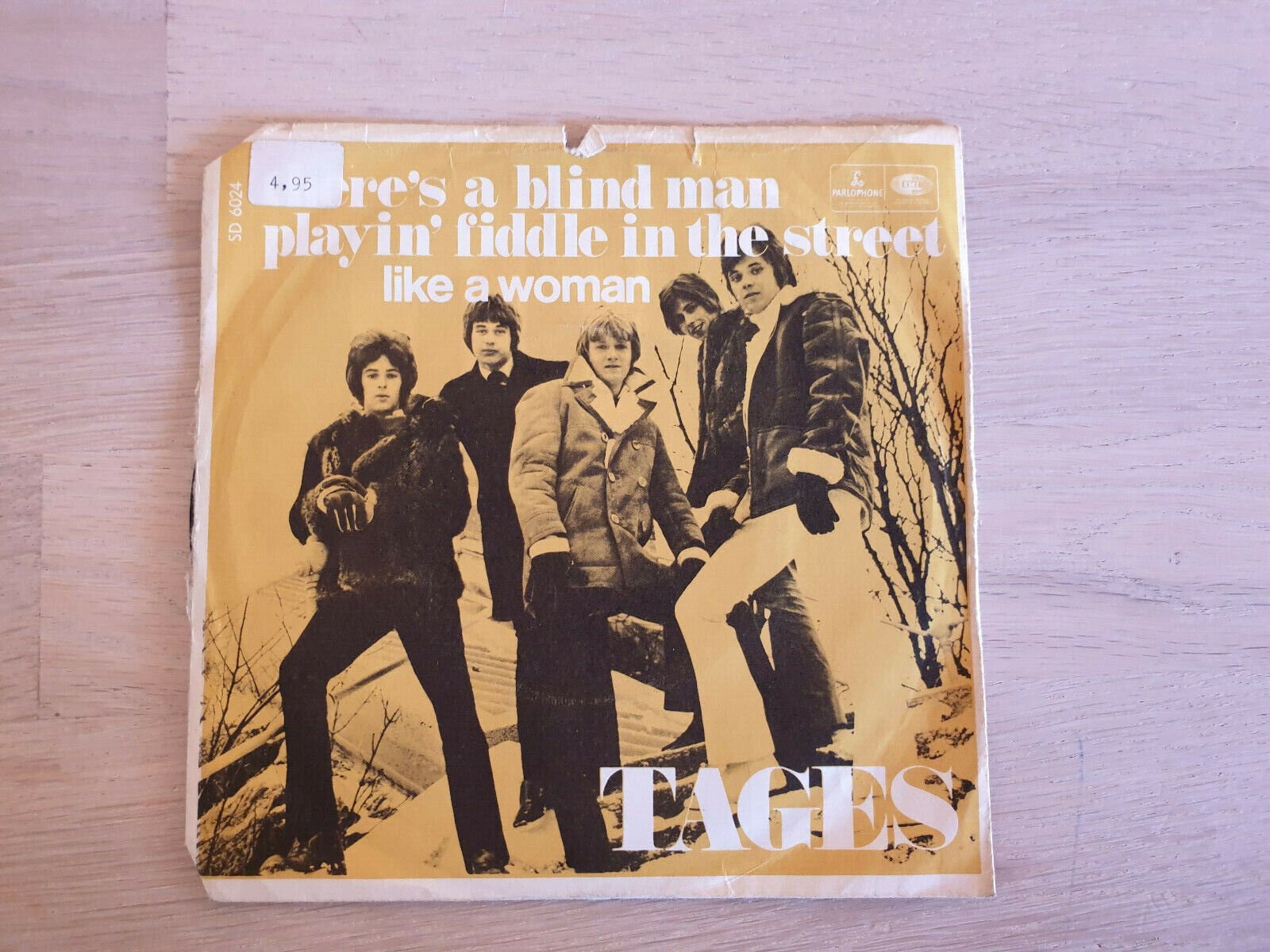 TAGES - There's A Blind Man Playin' Fiddle In The Street - 7" Vinyl 1968