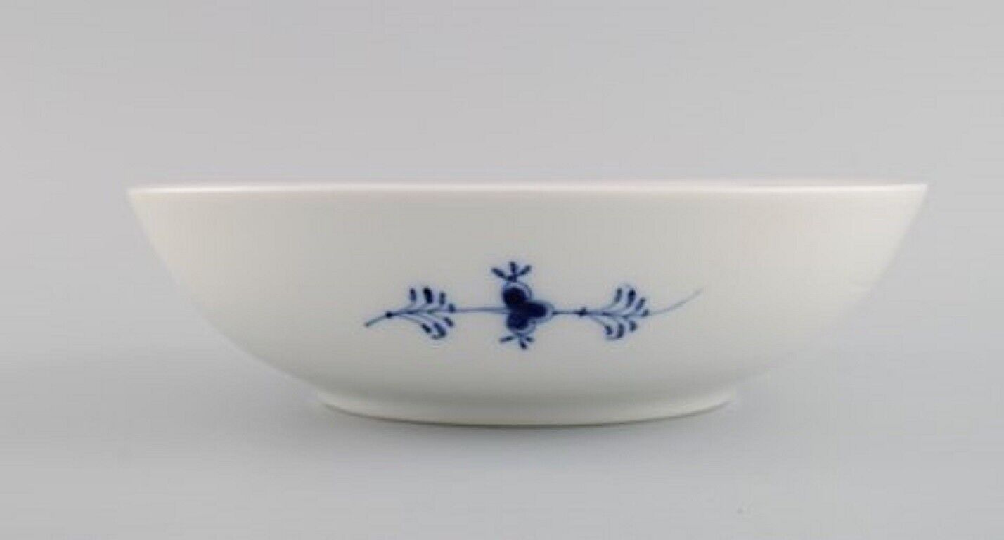 Royal Copenhagen Blue Fluted Plain bowl Model number 1/19 Dated 1949