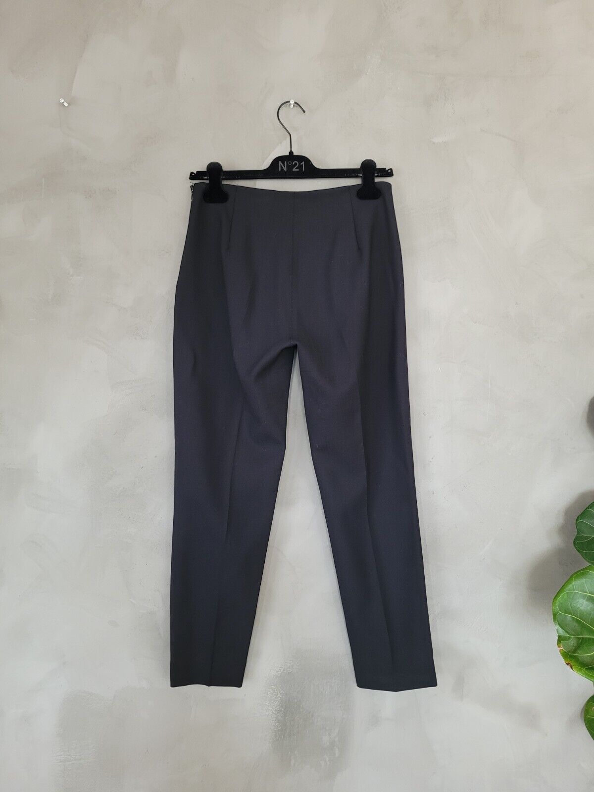 **Max Mara** Black Classic Wool Trousers Size Small/Medium