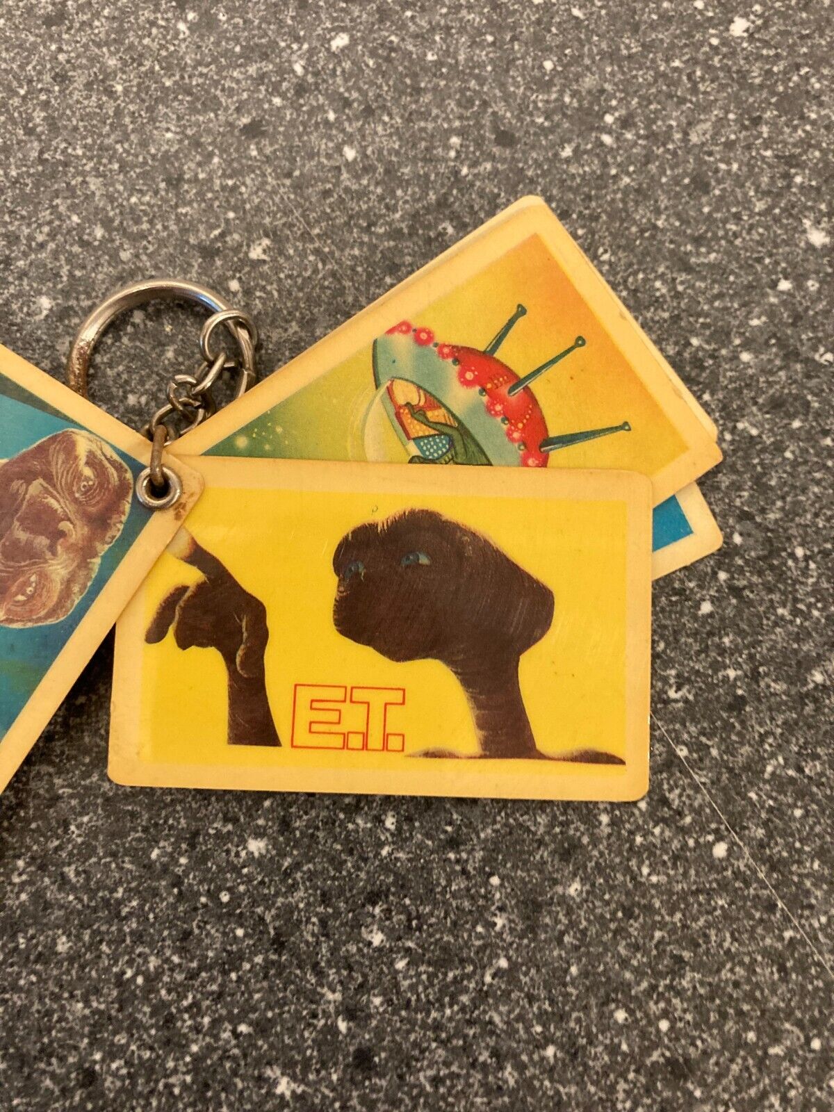 Vintage 1980s ET Keychain with Collector Cards - Classic Movie Memorabilia