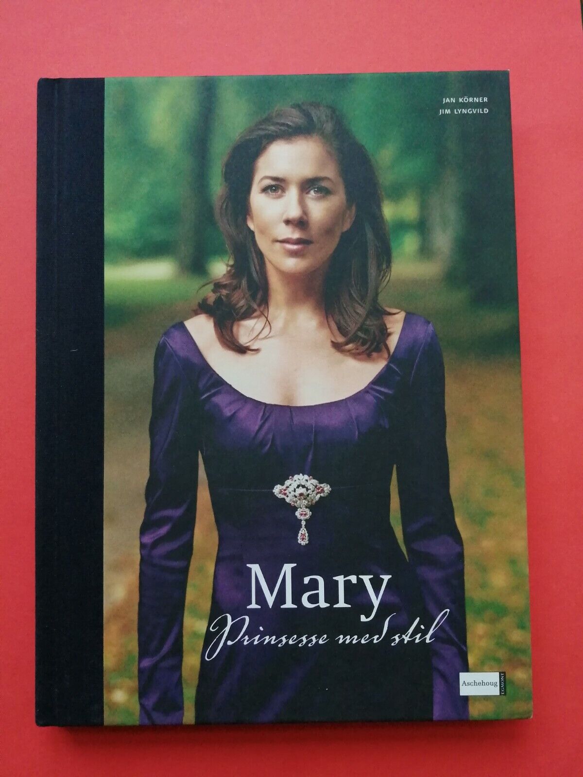 Danish book about Princess Mary of DenmarkA Princess with styleFrom 2006