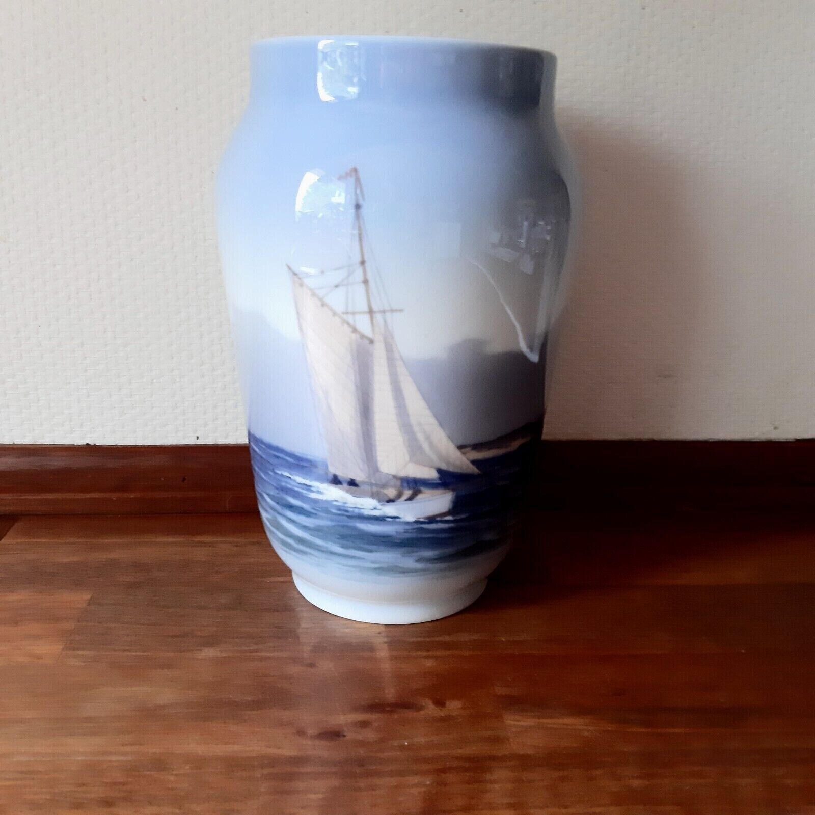 8 1/4" Vase with Ship and Ocean motif # 2842-3604 Royal Copenhagen 1968 Fact 1