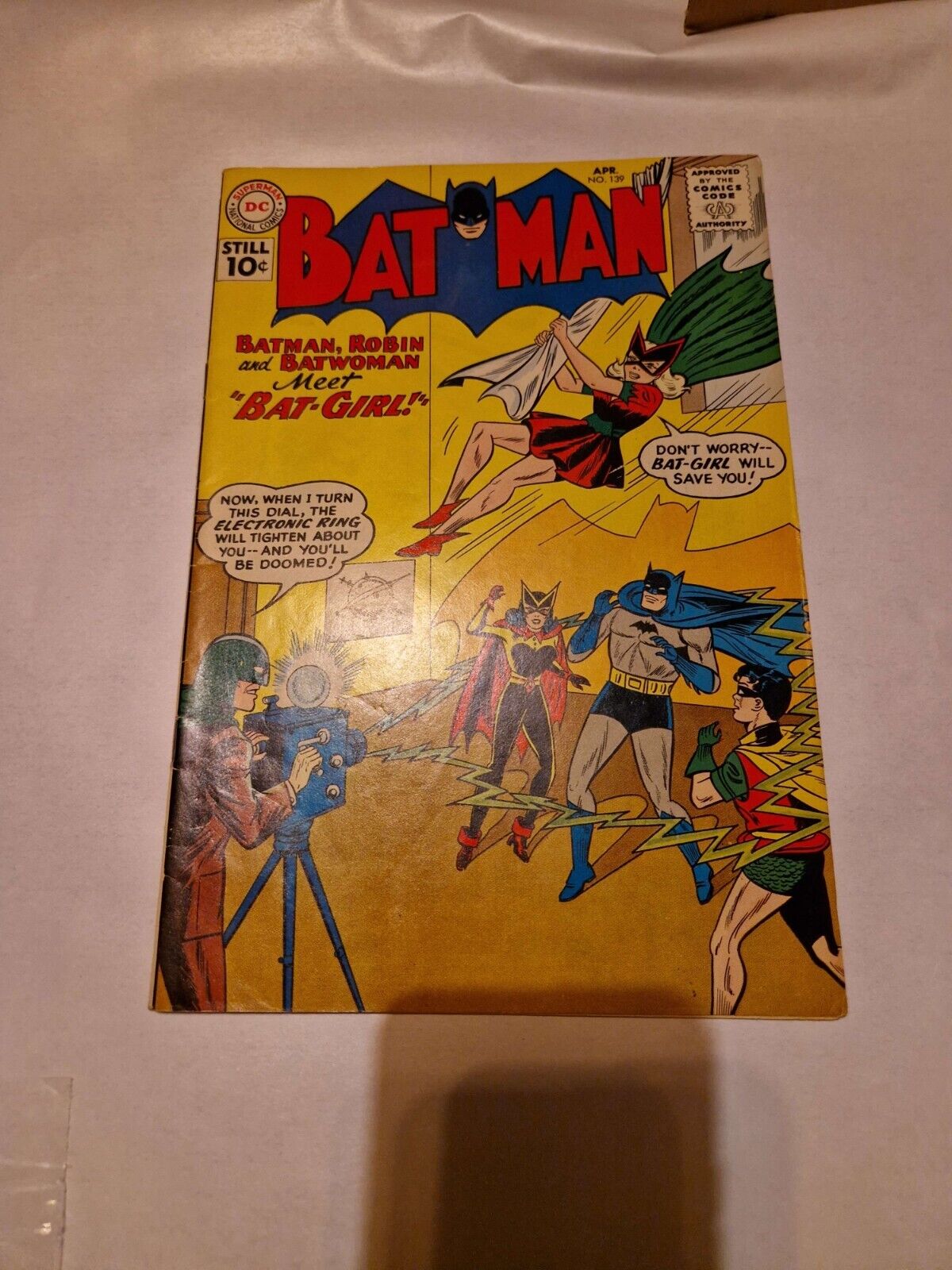 Batman #139 (1961) First Appearance Of Bat-Girl (Complete) FN-/FN