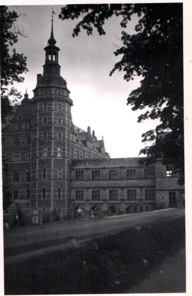 Vacation Scene Life in Denmark 1900 - 1950s Rare Vintage Photo Small Size 9x6cm