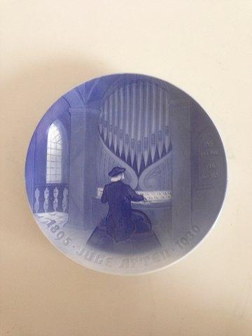 Bing  Grondahl Christmas Jubilee Plate from 1930