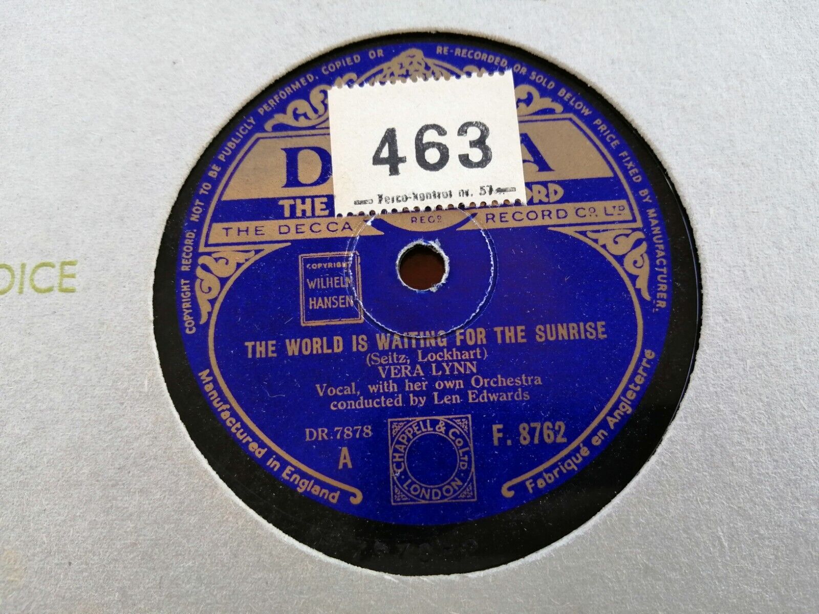 78 RPM  shellacVERA LYNN: I Love You Truly /The World Is Waiting For The 