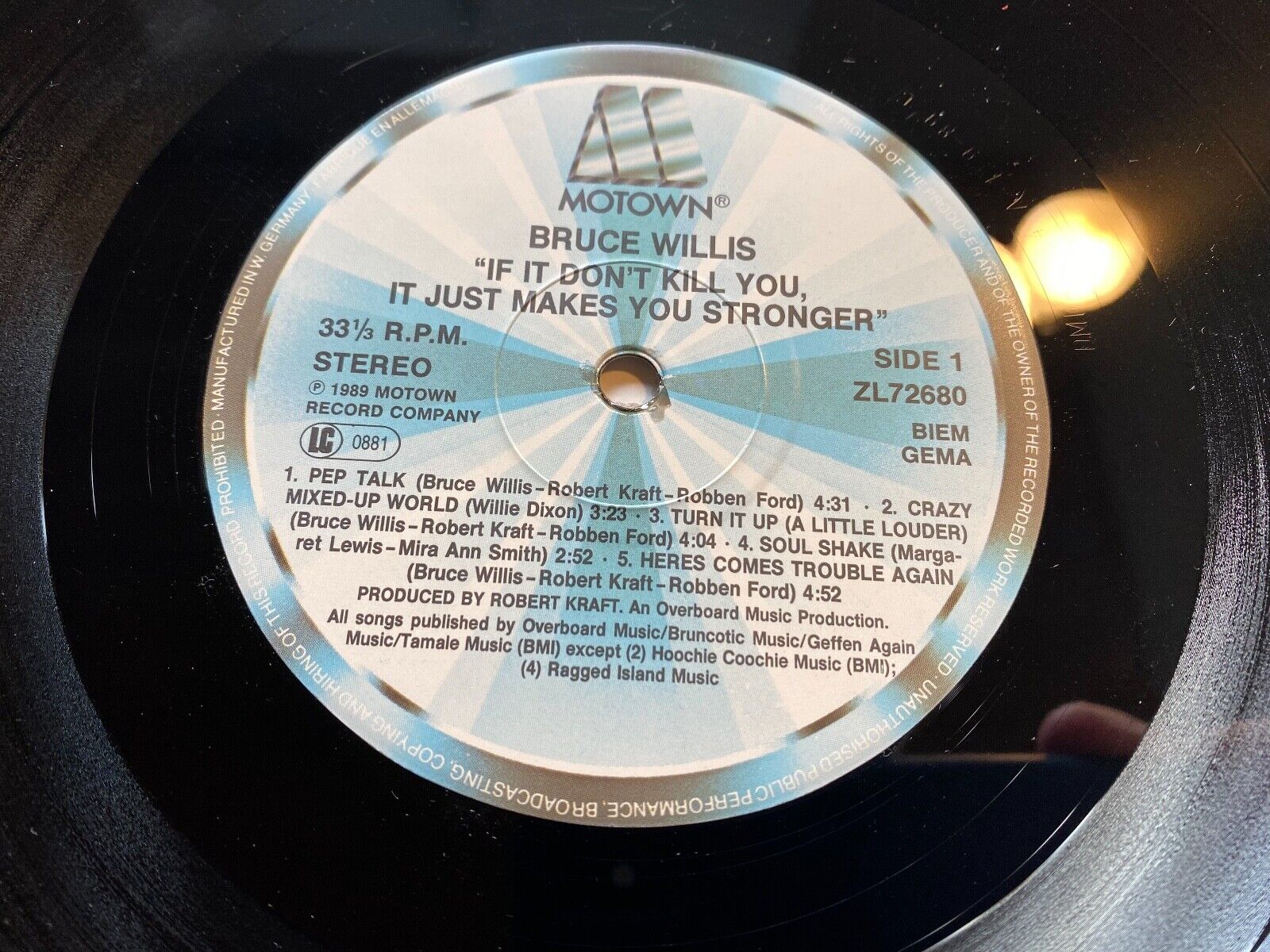 BRUCE WILLIS "IF IT DON´T KILL YOU IT JUST MAKE YOU STRONGER" 1989 MOTOWN VINYL