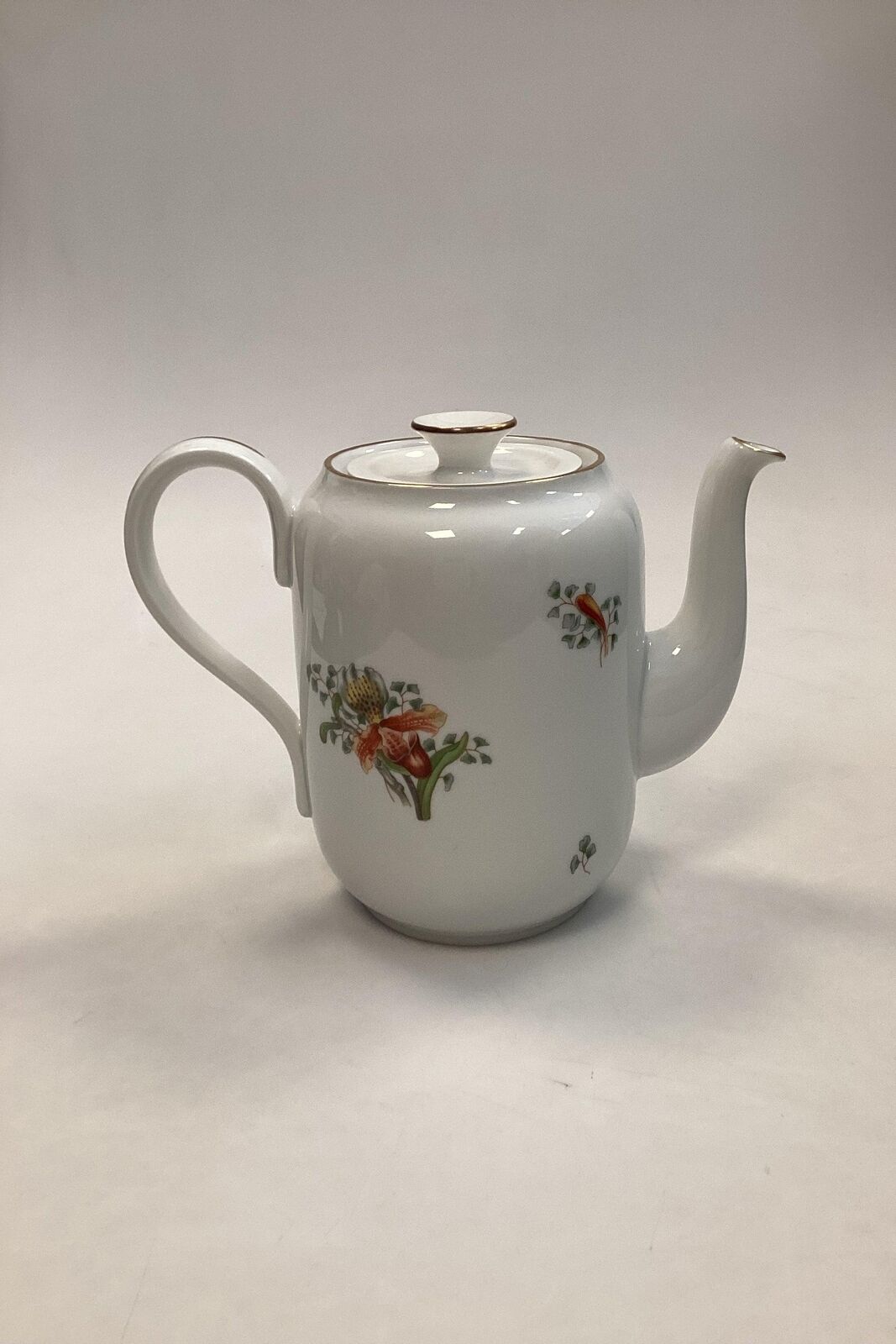 Bing and Grondahl Fruesko Coffee Pot No 91A