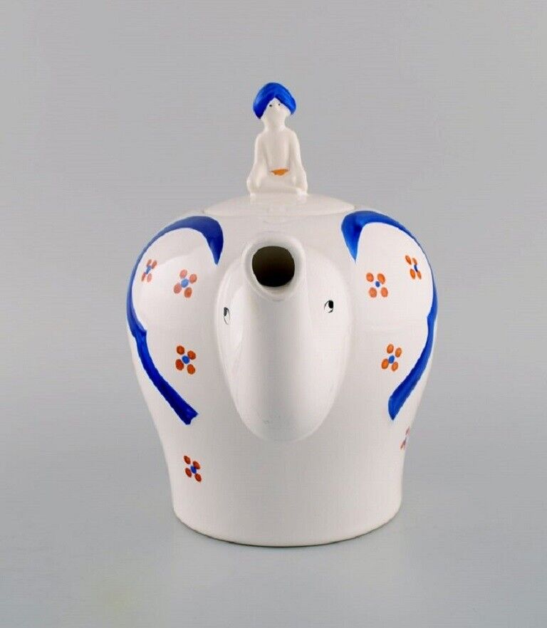 Very rare Lisa Larson "Elephant teapot" from her own workshop