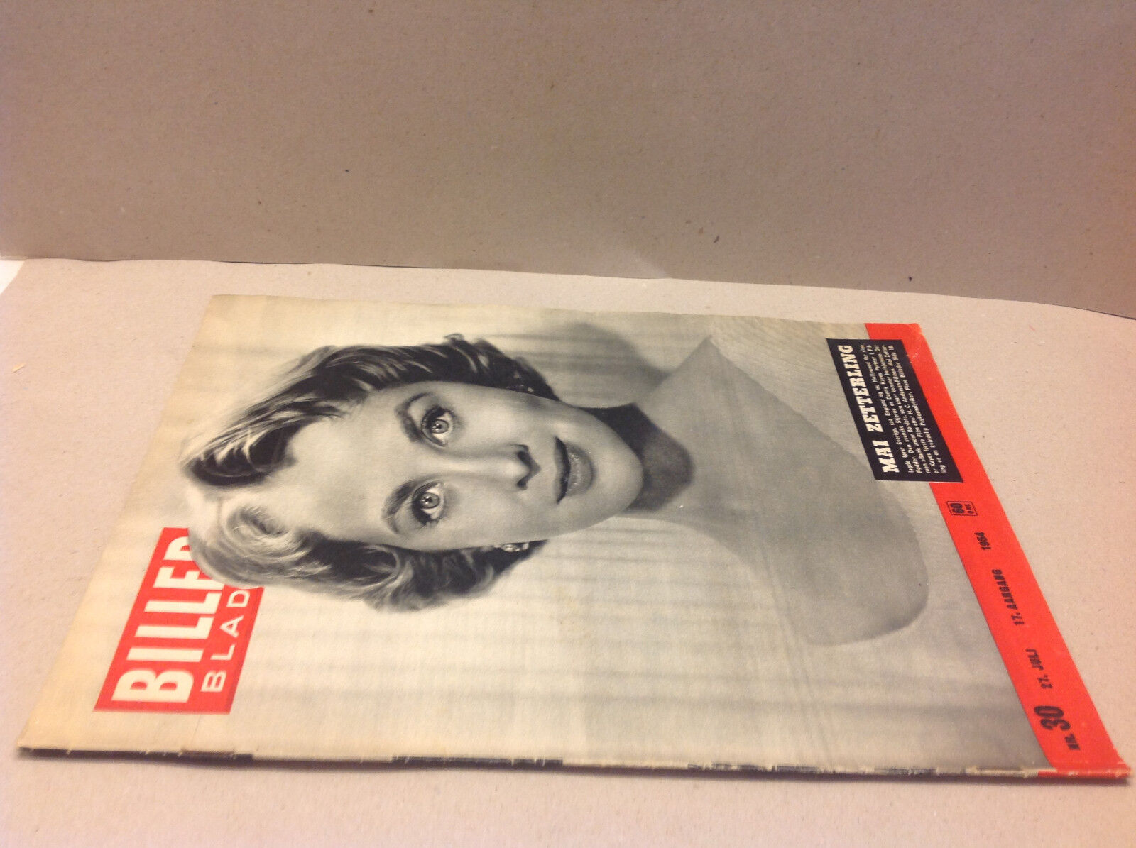 MAI ZETTERLING SWEDEN ON FRONT COVER VINTAGE DANISH Magazine Billed-Bladet 1954