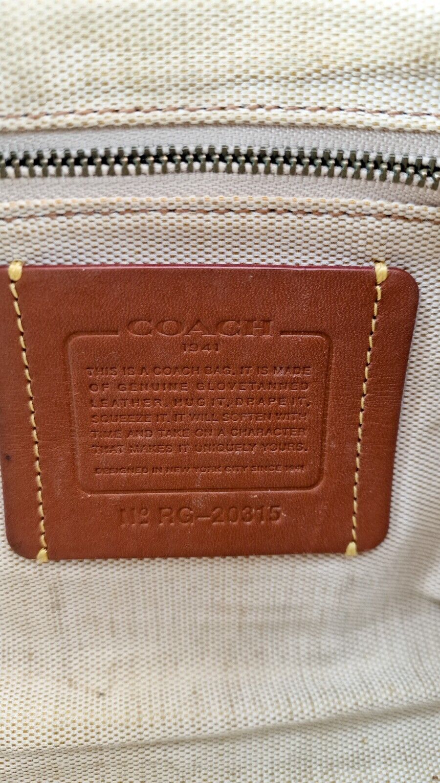 Coach Rogue 25 Chalk White Pyramid Prairie Rivets Pebble Leather 1941 Bag 54551