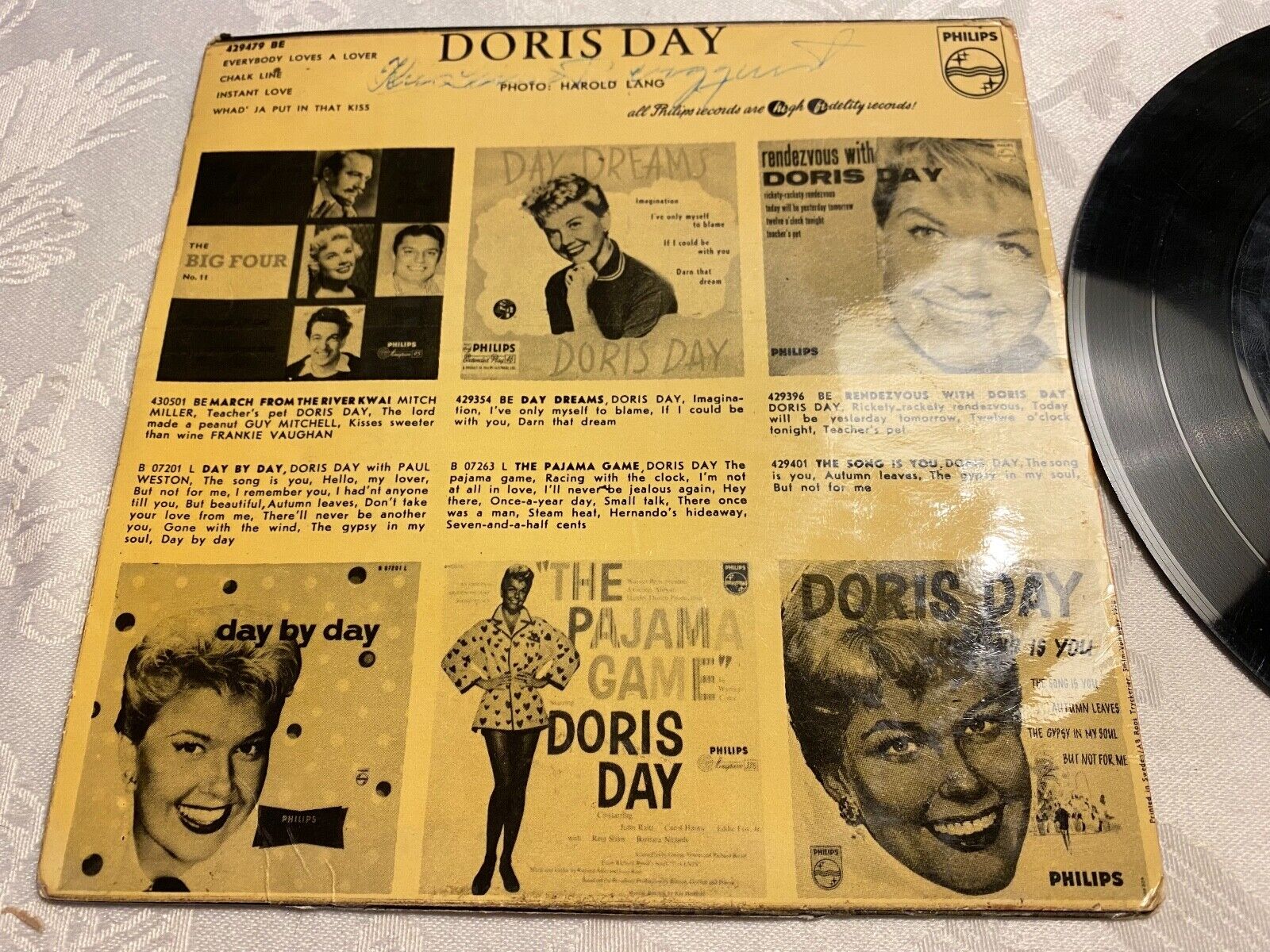 DORIS DAY "EVERYBODY LOVES A LOVER" PHILIPS MINIGROOVE 45 RECORDS NCB 4 SONGS 7"