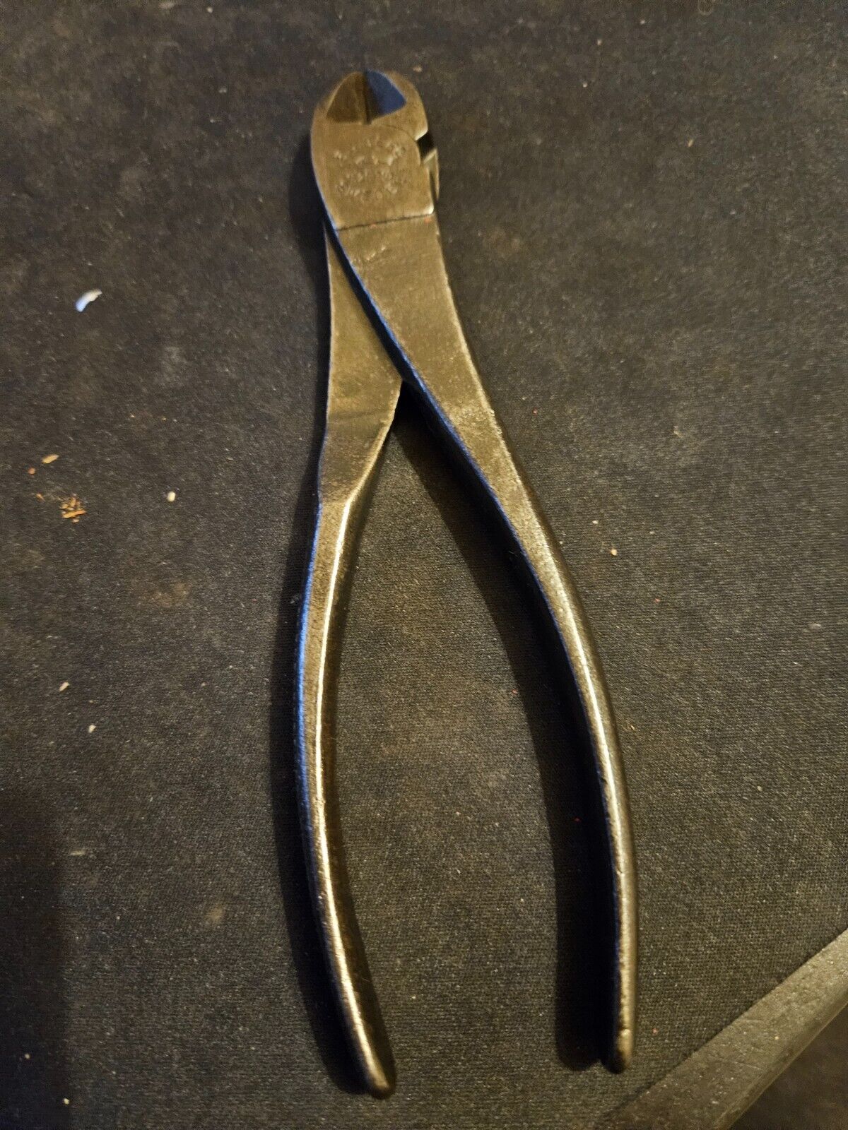 Antique 7½" E A Berg 1528 Side-Cutting Nippers