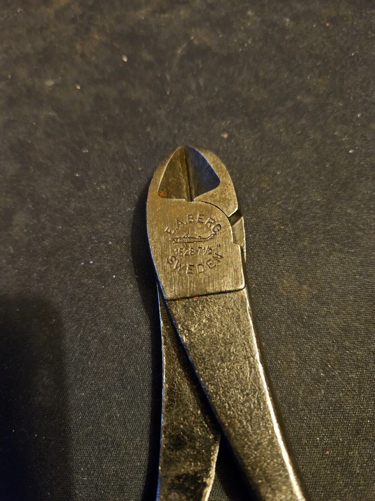 Antique 7½" E A Berg 1528 Side-Cutting Nippers