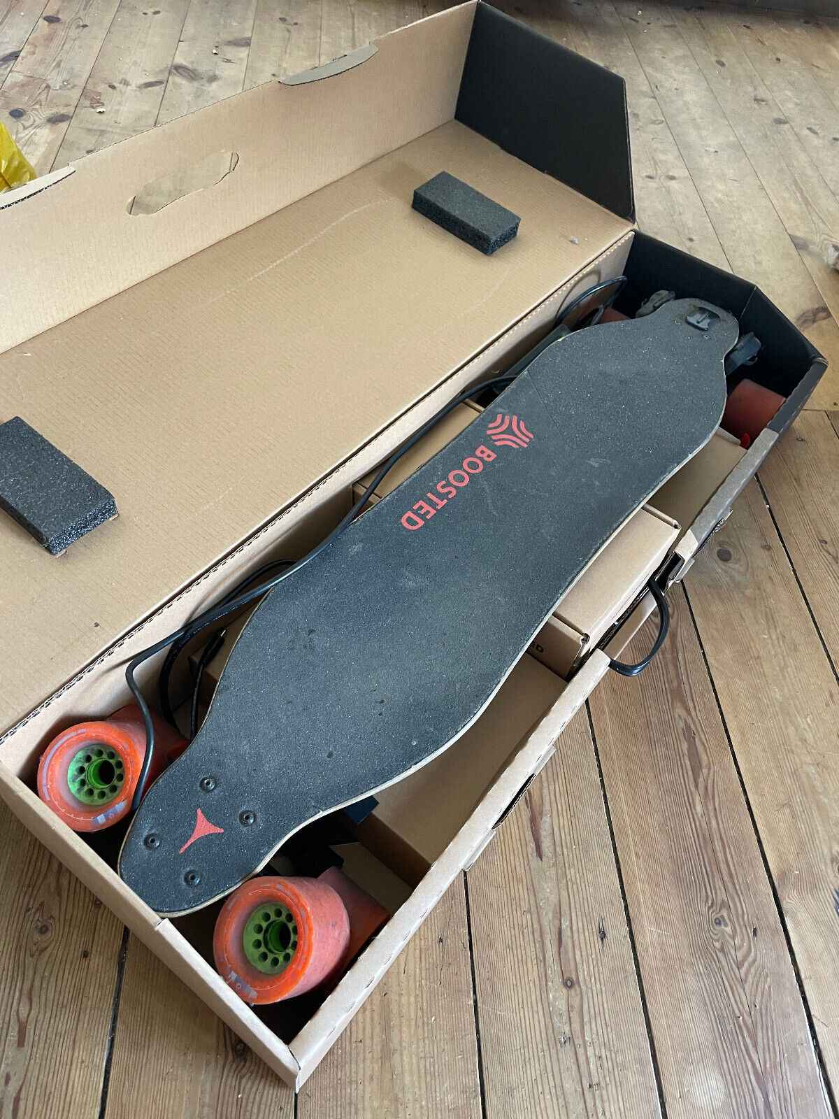 Boosted 2nd Gen Dual+ Electric Skateboard - Extended range