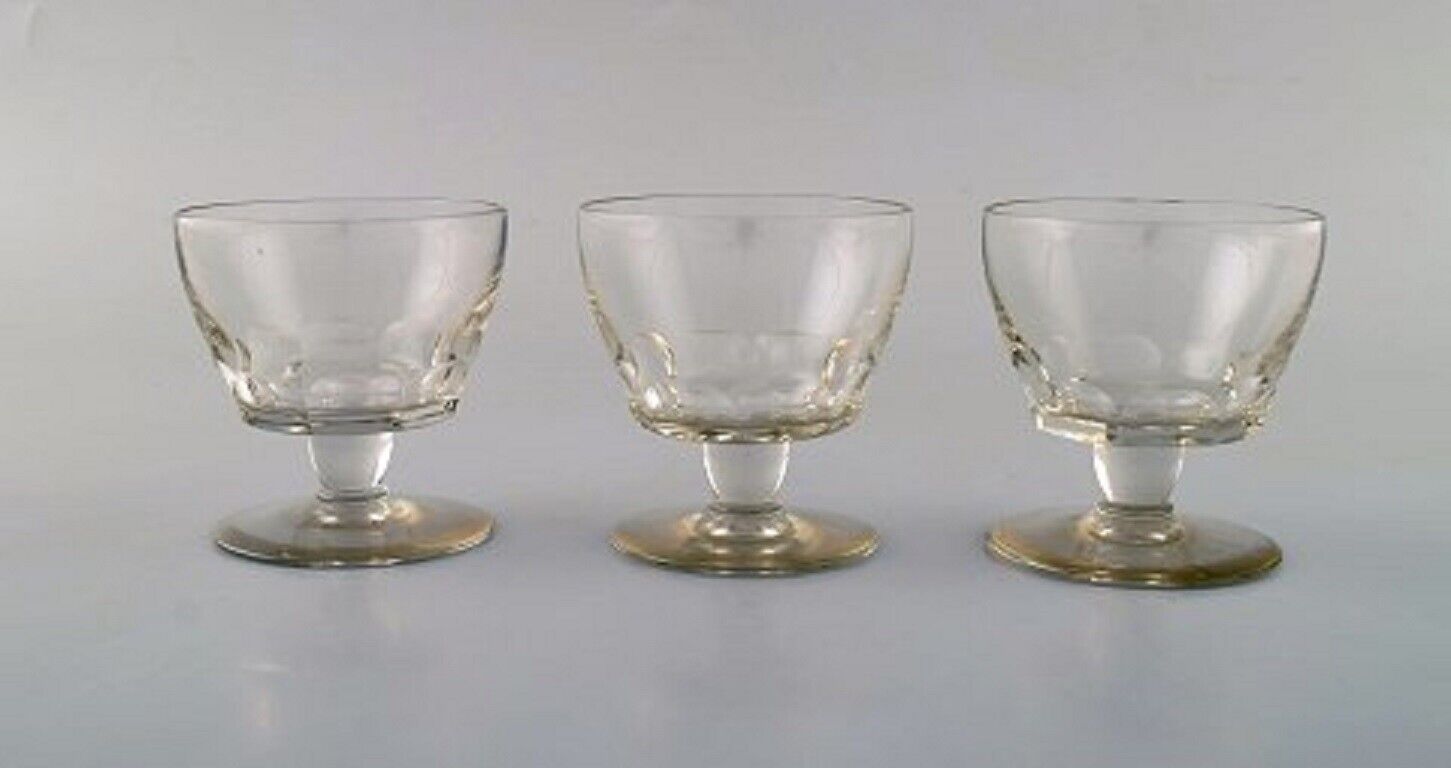 Baccarat France 11 facet cut Art Deco glasses Art glass 1930 / 40s