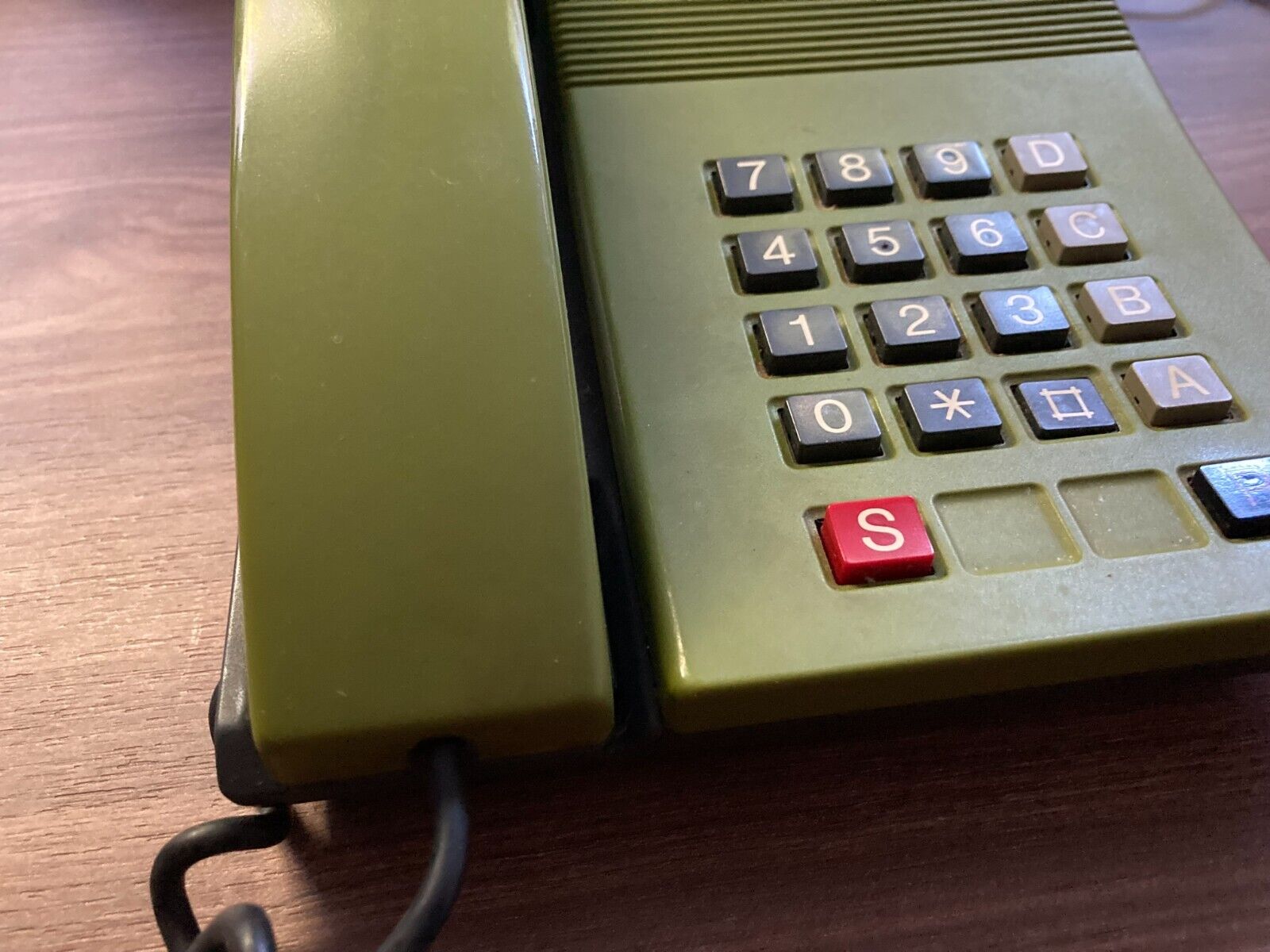 Kirk Comet DK80 Digitel 2000 Danish Design Green 1980s Desk Landline Phone