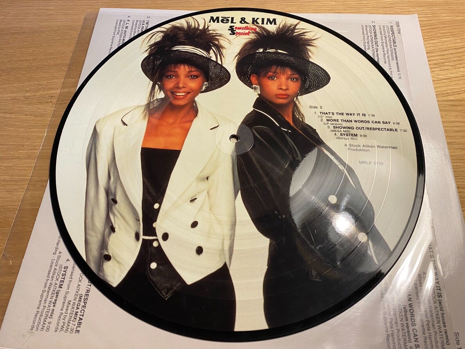 MÈL  KIM "SOMETHING SPECIAL" 1980´S 12" PICTURE DISC LP  POSTER MEGA RECORDS